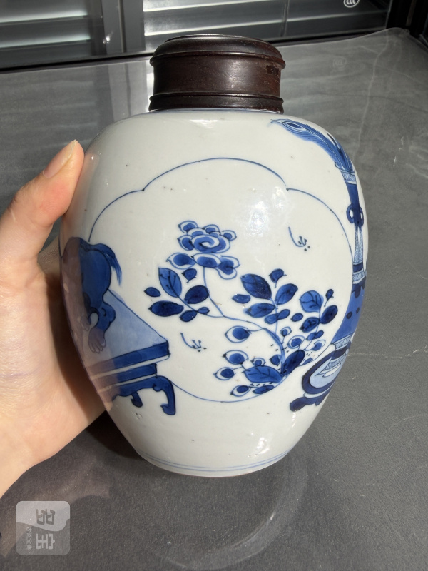 清康熙青花博古瑞兽纹小罐（带木盖） - 图5